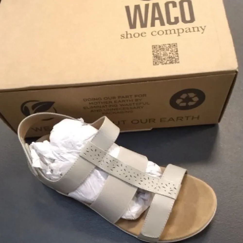 Women's Cream Sandals